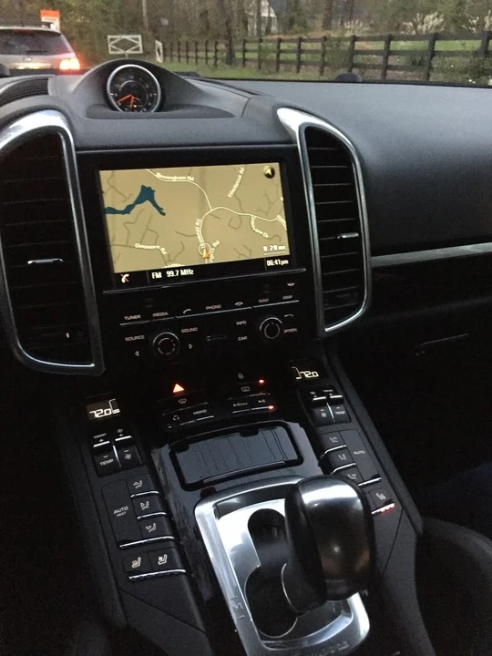 2013 Porsche 958 Cayenne Diesel - Image 4 of 8