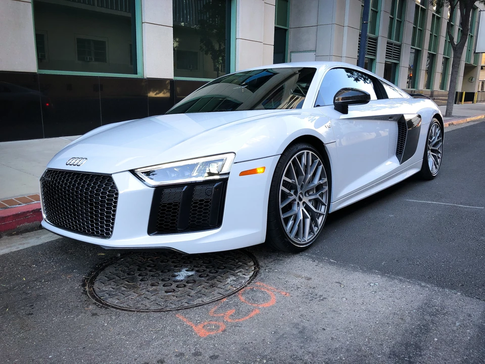 2017 Audi 4S R8 - Image 4 of 7