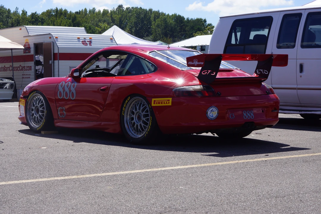 2001 Porsche 996 GT3 - Image 2 of 2