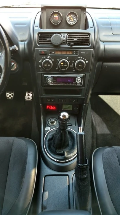 2002 Lexus IS 1st Gen - Image 8 of 11