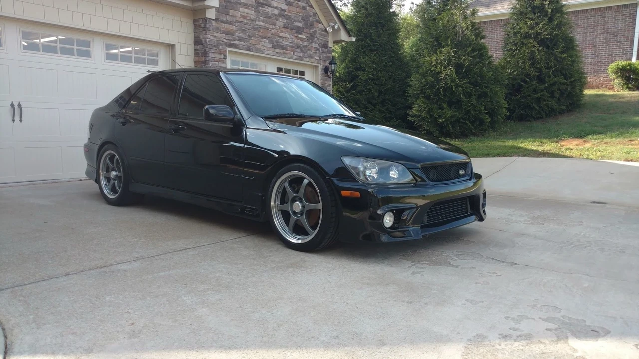 2002 Lexus IS 1st Gen - Image 3 of 11