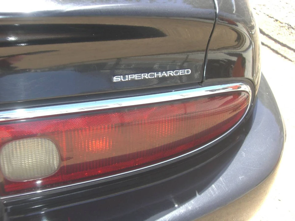 1995 Buick Riviera 8th Gen - Image 7 of 7