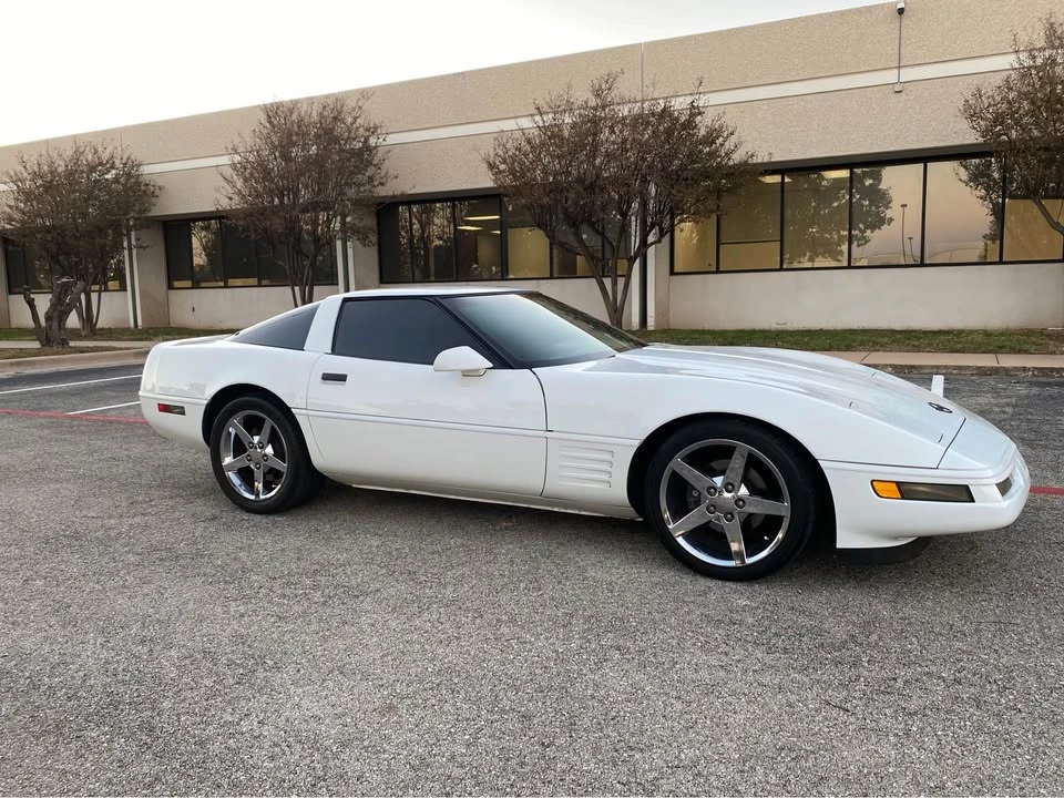 1991 Chevrolet Corvette C4 - Image 6 of 10