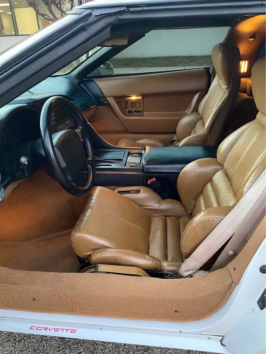 1991 Chevrolet Corvette C4 - Image 3 of 10