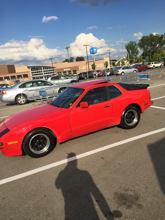 1983 Porsche 944 - Image 2 of 9