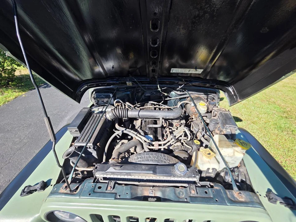 2001 Jeep TJ Wrangler - Image 10 of 15