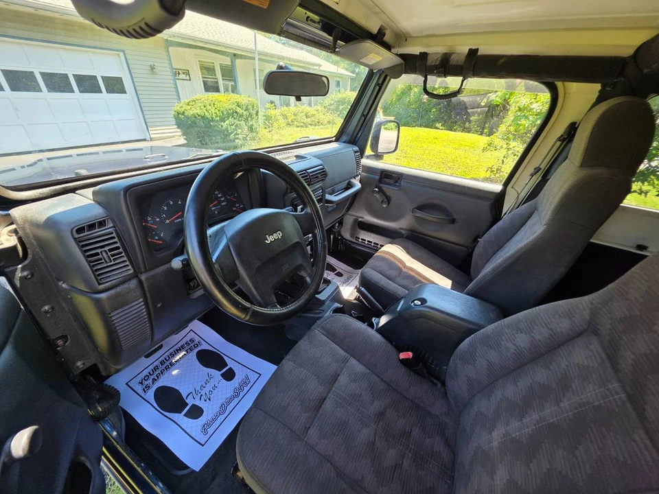 2005 Jeep TJ Wrangler - Image 9 of 17
