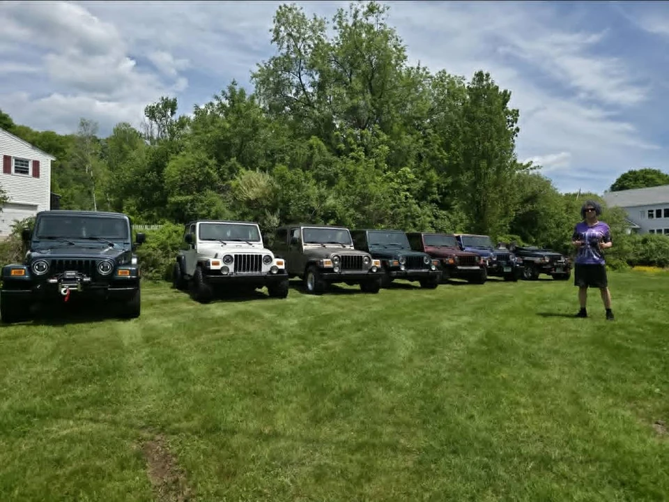 2005 Jeep TJ Wrangler - Image 14 of 17