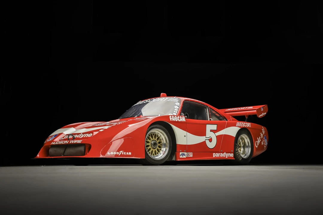 Porsche 934 & 935 - Image 4 of 31