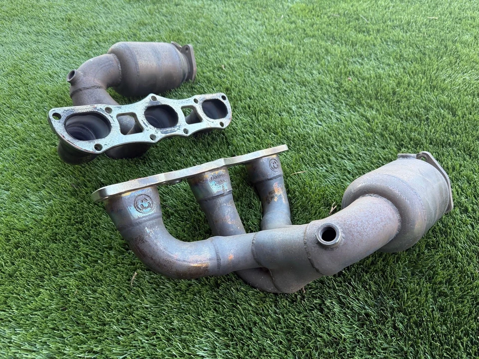 2009 Parts & Memorabilia Mechanical Components - Image 8 of 13