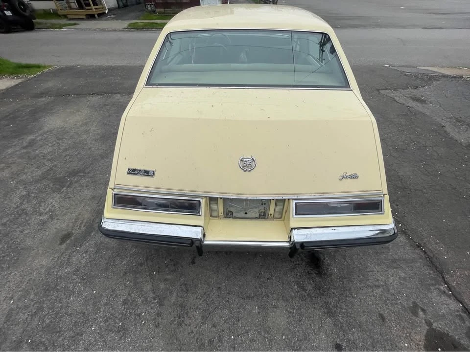 1985 Cadillac Seville - Image 10 of 11
