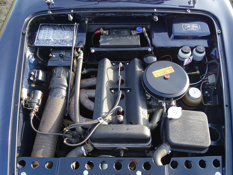 Facel Vega Facellia - Image 12 of 20