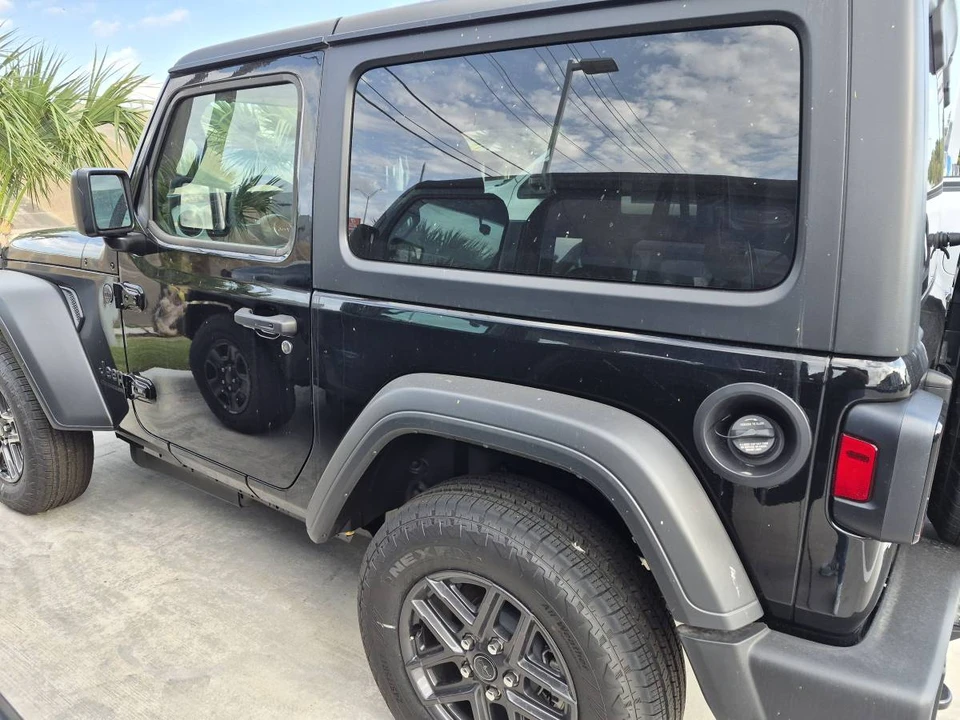 2026 Jeep JL Wrangler - Image 3 of 9