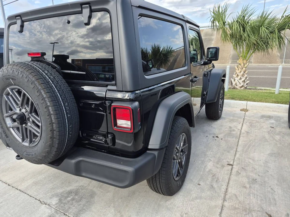 2026 Jeep JL Wrangler - Image 2 of 9