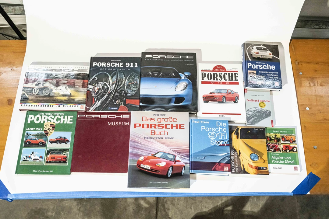9999 Porsche - Image 4 of 31