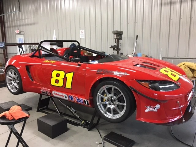 Factory Five 818 - Image 28 of 31
