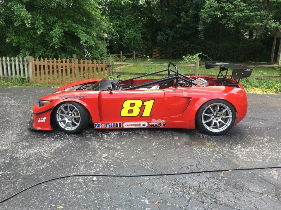 Factory Five 818 - Image 19 of 31