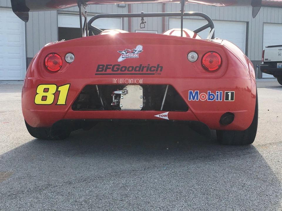 Factory Five 818 - Image 10 of 31