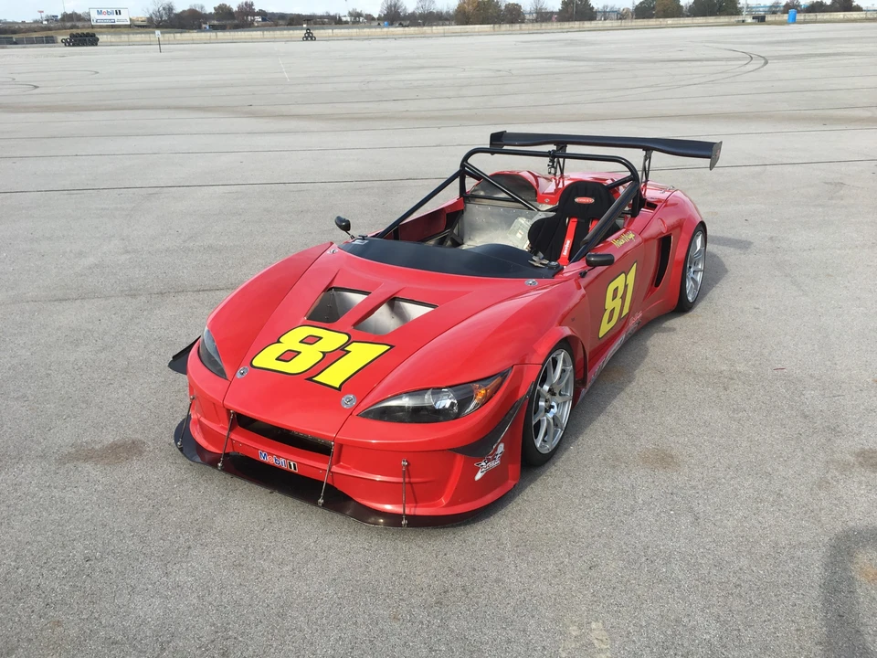 Factory Five 818 - Image 6 of 31