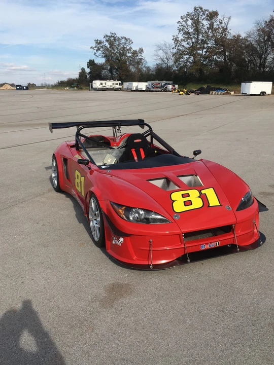 Factory Five 818 - Image 4 of 31