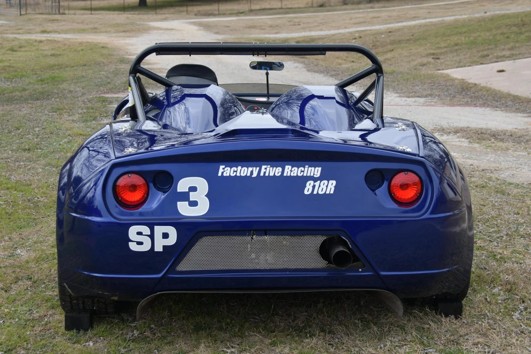 Factory Five 818 - Image 6 of 31