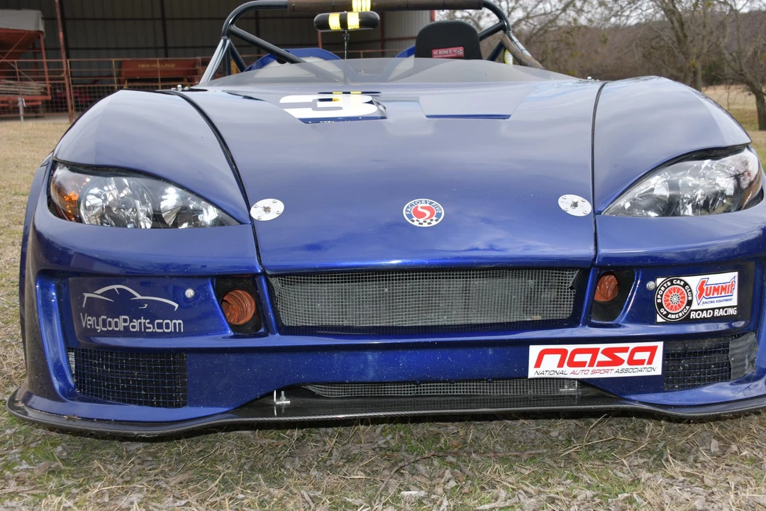 Factory Five 818 - Image 11 of 31