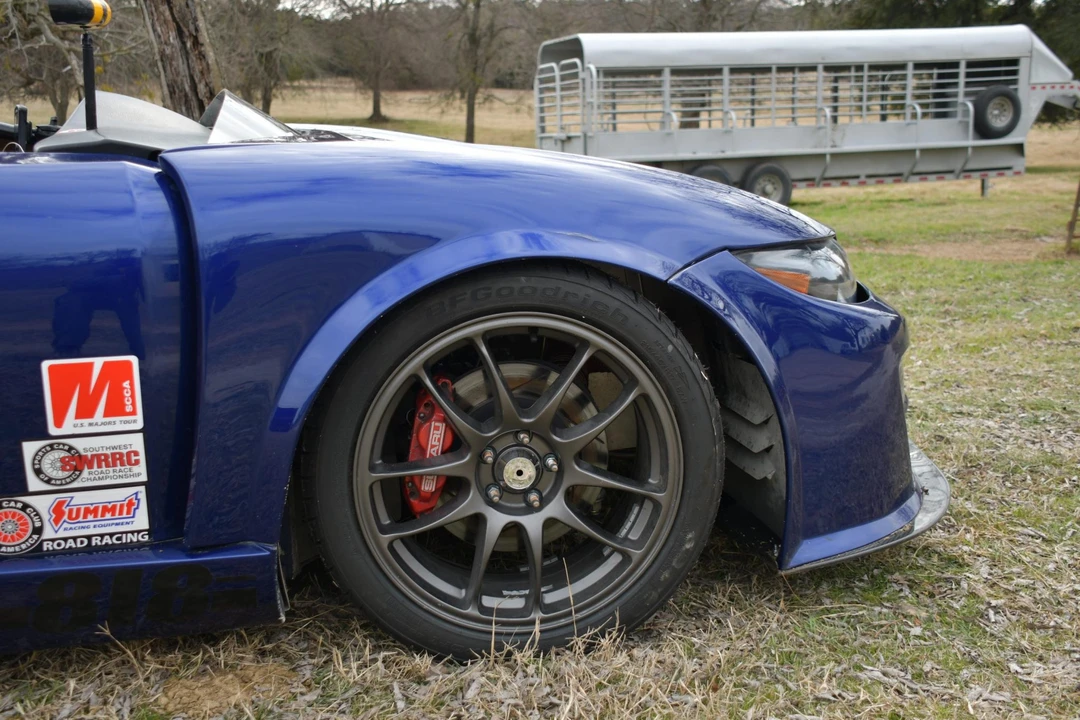 Factory Five 818 - Image 17 of 31