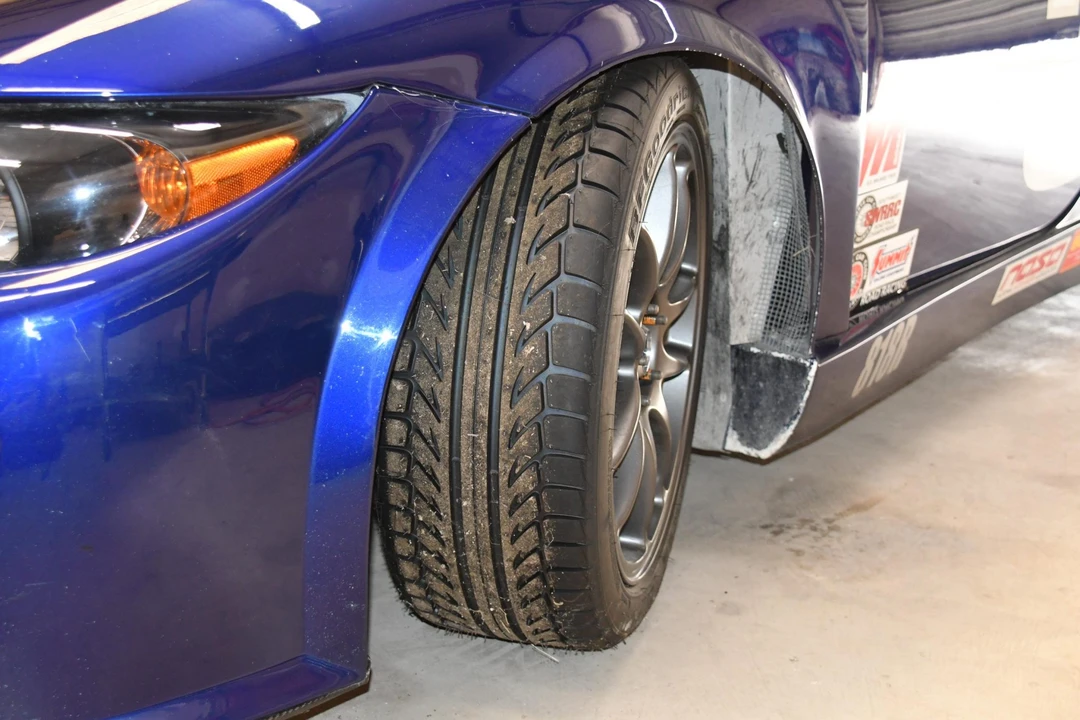 Factory Five 818 - Image 28 of 31