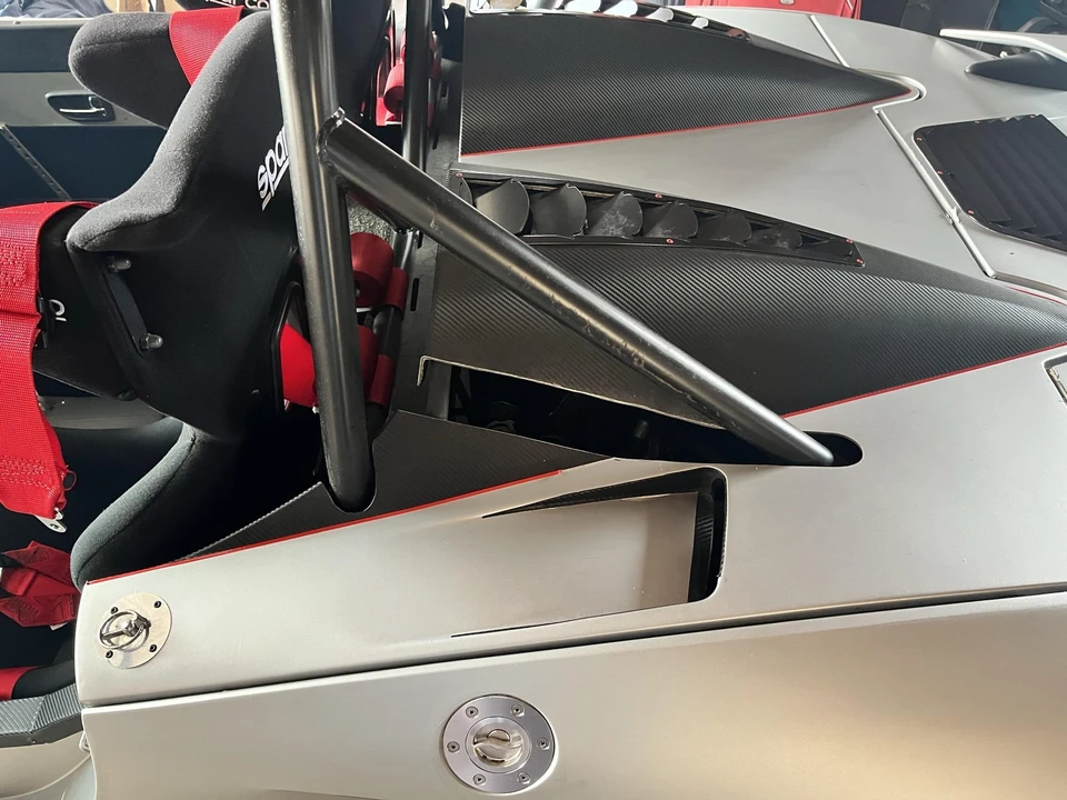 Factory Five 818 - Image 25 of 31