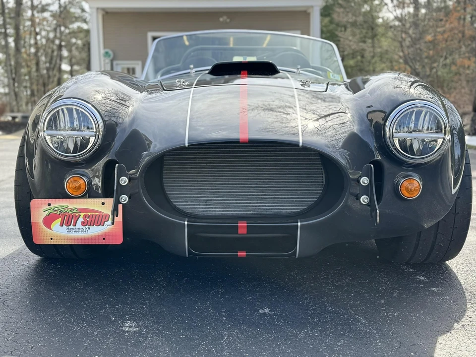 Shelby Cobra Replica - Image 5 of 31