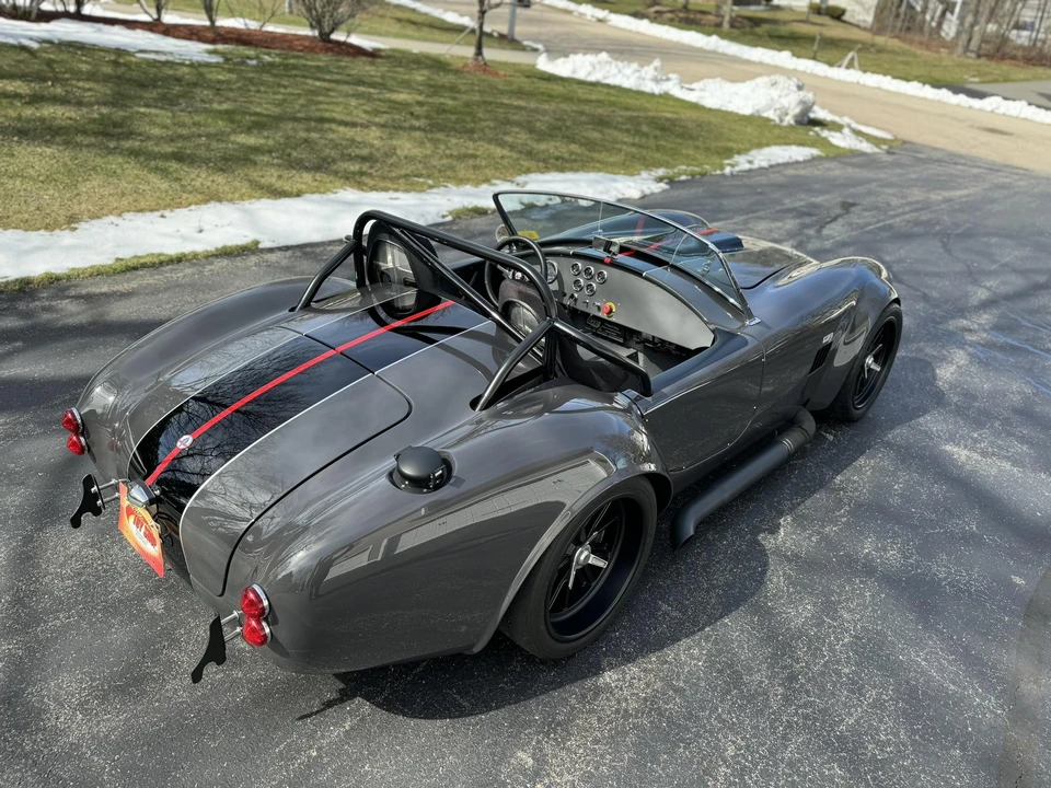 Shelby Cobra Replica - Image 15 of 31