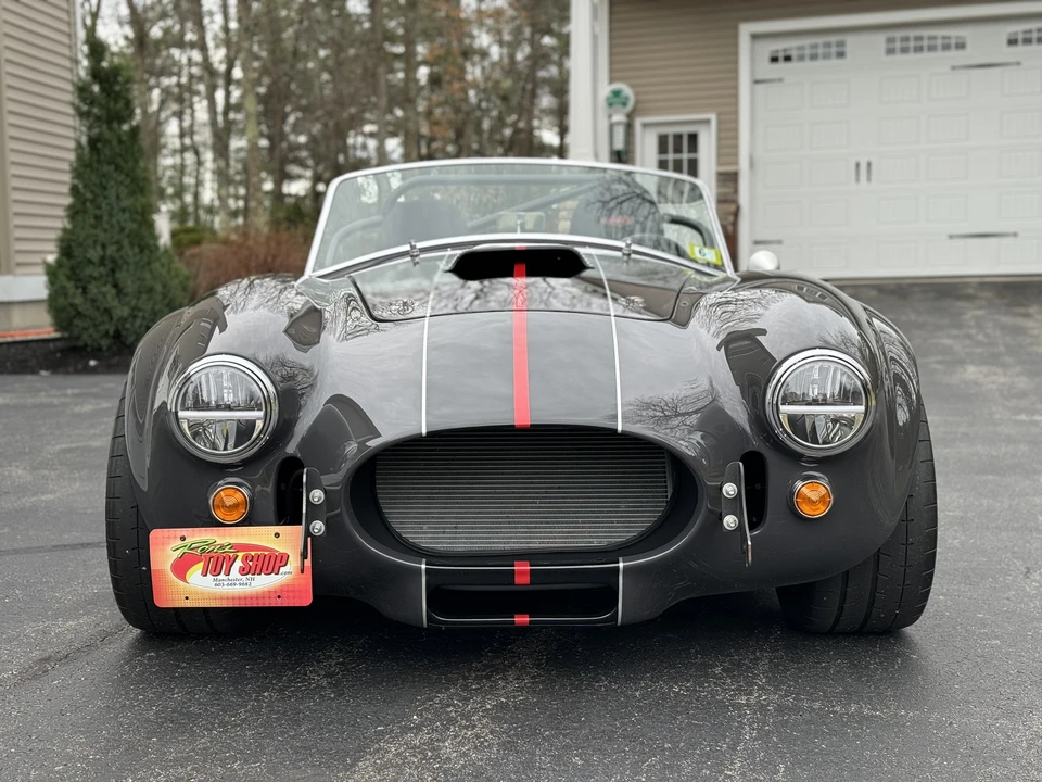 Shelby Cobra Replica - Image 4 of 31