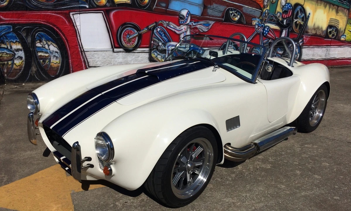 Shelby Cobra Replica - Image 3 of 31