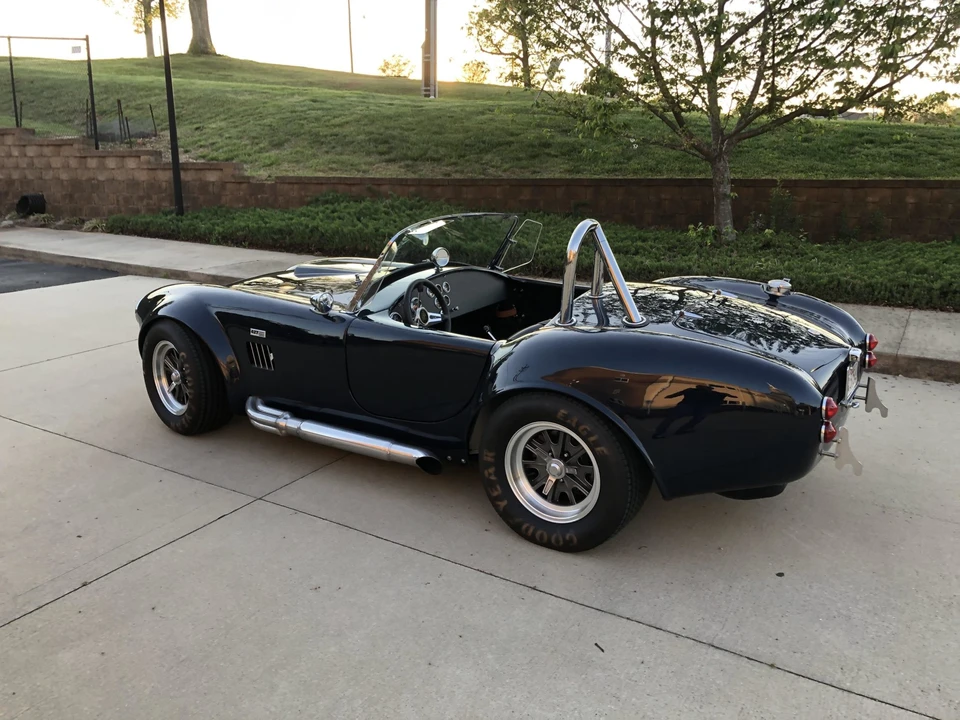 Shelby Cobra Replica - Image 19 of 31