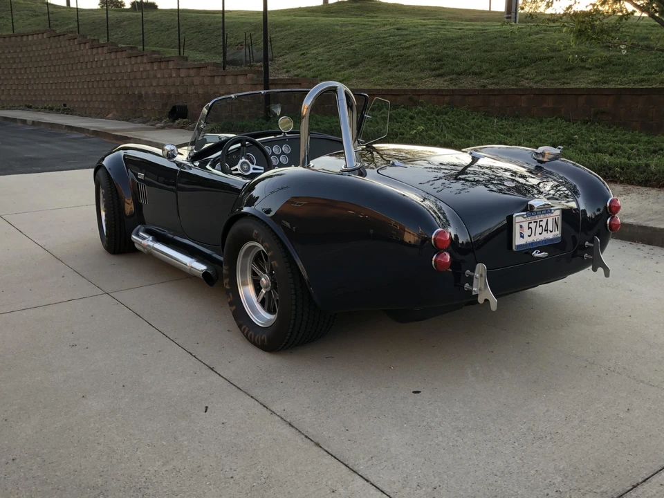 Shelby Cobra Replica - Image 18 of 31
