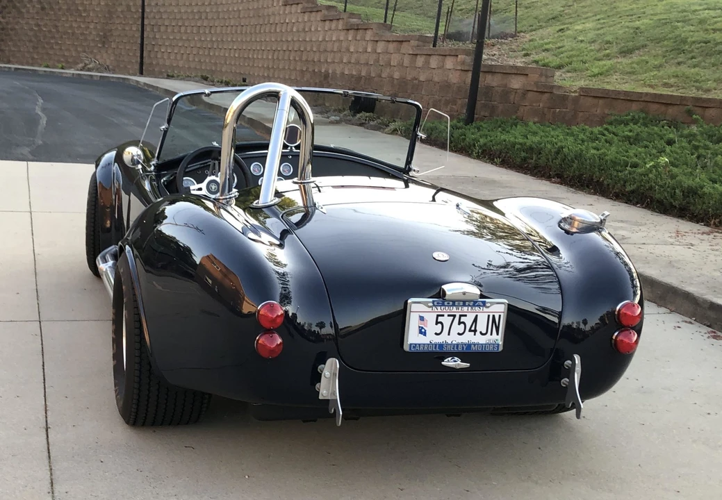 Shelby Cobra Replica - Image 17 of 31