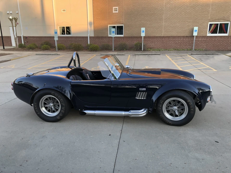Shelby Cobra Replica - Image 11 of 31