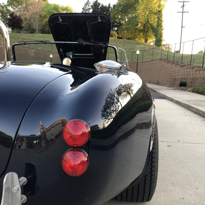Shelby Cobra Replica - Image 23 of 31