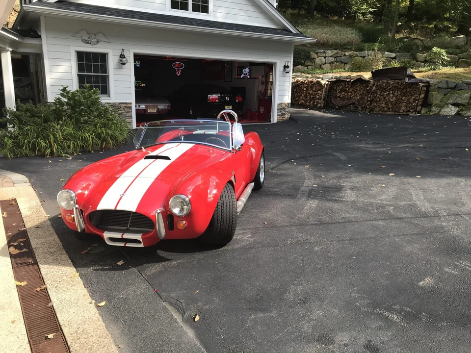 Shelby Cobra Replica - Image 10 of 31