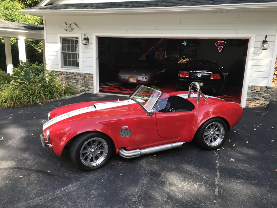 Shelby Cobra Replica - Image 12 of 31