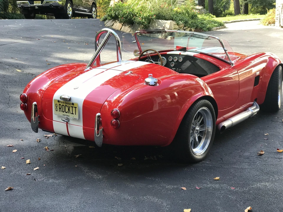 Shelby Cobra Replica - Image 17 of 31