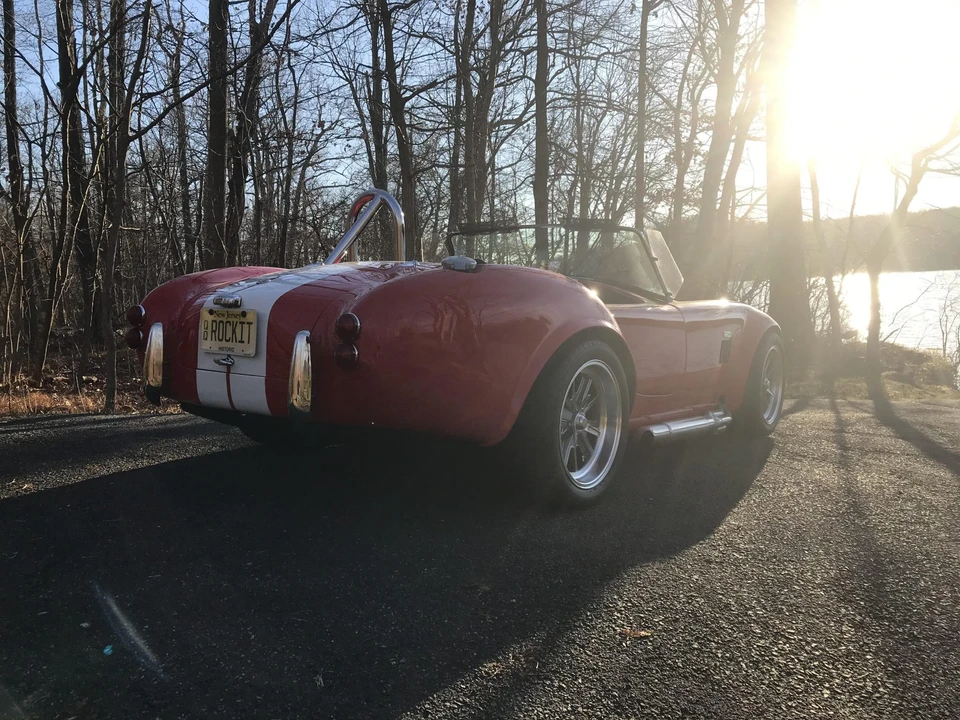 Shelby Cobra Replica - Image 6 of 31