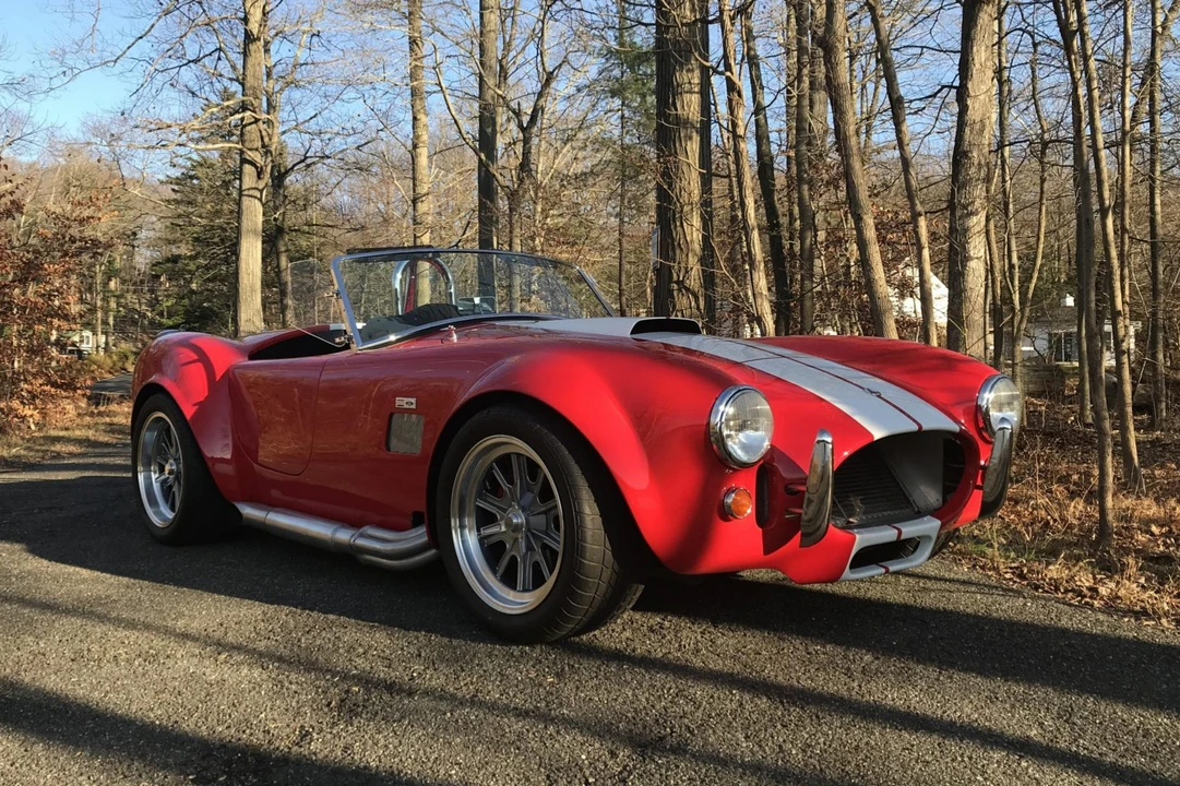 Shelby Cobra Replica - Image 7 of 31