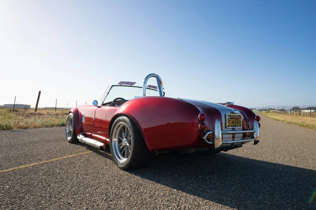 Shelby Cobra Replica - Image 15 of 31