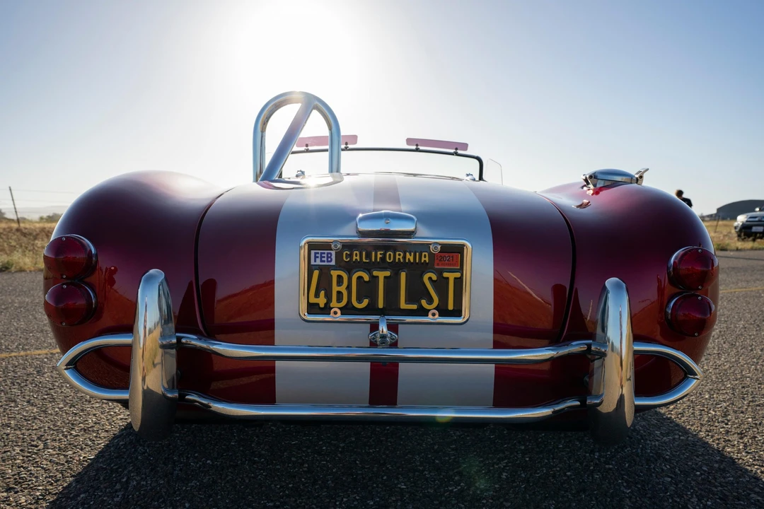 Shelby Cobra Replica - Image 17 of 31