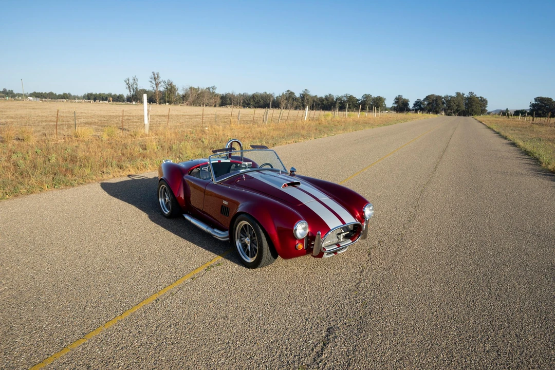 Shelby Cobra Replica - Image 3 of 31