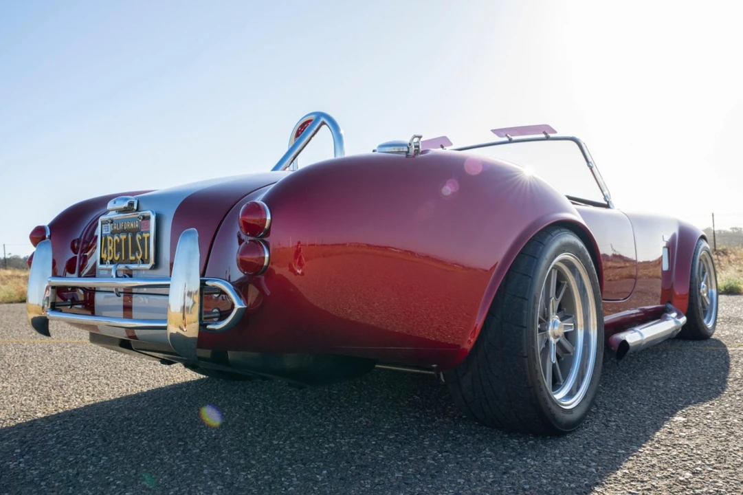 Shelby Cobra Replica - Image 18 of 31