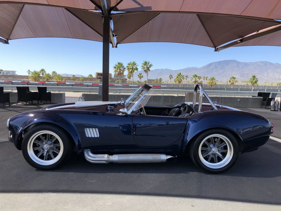 Shelby Cobra Replica - Image 19 of 31