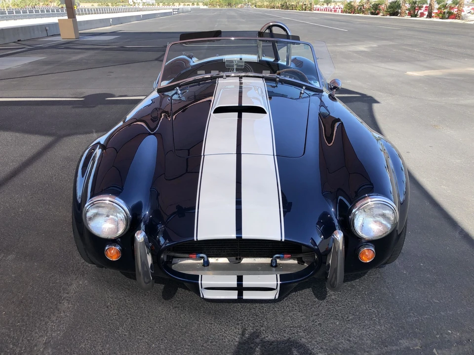 Shelby Cobra Replica - Image 7 of 31