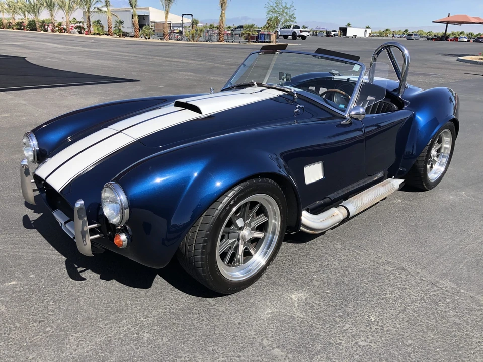 Shelby Cobra Replica - Image 2 of 31